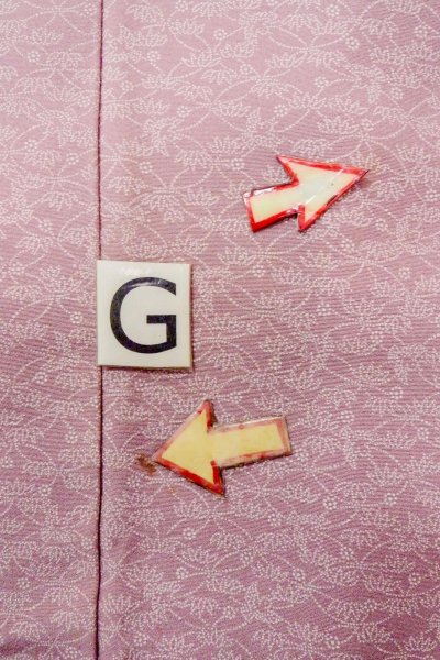 画像20: O0419Z 女性用小紋 江戸小紋 シルク（正絹） 灰色がかった桃色, 花 【中古】【USED】【リサイクル】 ★★☆☆☆【O0419Z】 (20)