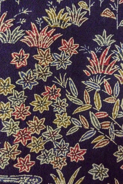 画像7: O0420D 女性用小紋  シルク（正絹） 深い藍, 花 【中古】【USED】【リサイクル】 ★★★★☆【O0420D】 (7)