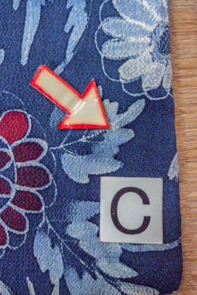 画像16: O0420G 女性用小紋  シルク（正絹） 青, 花 【中古】【USED】【リサイクル】 ★★★☆☆【O0420G】 (16)