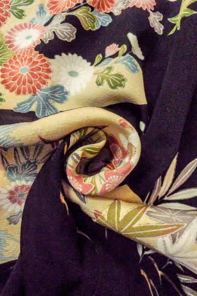画像21: O0509A 女性用留袖 加賀友禅 シルク（正絹） 黒, ぼたん 【中古】【USED】【リサイクル】 ★★★☆☆【O0509A】 (21)