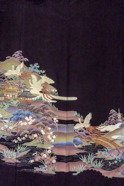 画像5: O0509C 女性用留袖  シルク（正絹） 黒, 梅 【中古】【USED】【リサイクル】 ★★☆☆☆【O0509C】 (5)