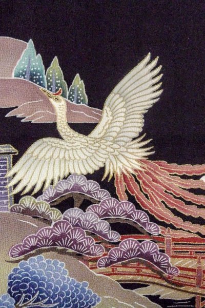 画像10: O0509C 女性用留袖  シルク（正絹） 黒, 梅 【中古】【USED】【リサイクル】 ★★☆☆☆【O0509C】 (10)