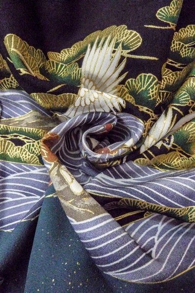 画像18: O0509D 女性用留袖  化繊 黒, ぼたん 【中古】【USED】【リサイクル】 ★★★★☆【O0509D】 (18)