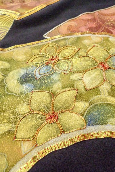 画像12: O0509E 女性用留袖  シルク（正絹） 黒, 花 【中古】【USED】【リサイクル】 ★★★☆☆【O0509E】 (12)