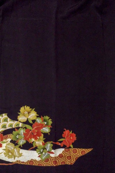 画像6: O0509G 女性用留袖  シルク（正絹） 黒, 蘭 【中古】【USED】【リサイクル】 ★★★☆☆【O0509G】 (6)