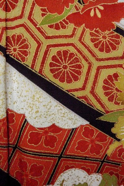 画像9: O0509G 女性用留袖  シルク（正絹） 黒, 蘭 【中古】【USED】【リサイクル】 ★★★☆☆【O0509G】 (9)