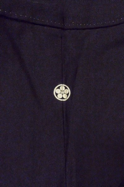 画像4: O0509I 女性用留袖  化繊 黒, ぼたん 【中古】【USED】【リサイクル】 ★★★☆☆【O0509I】 (4)