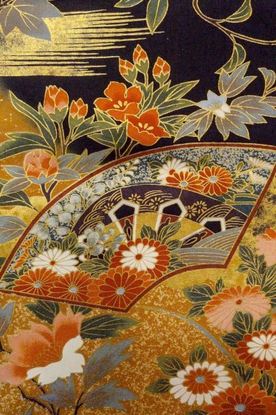 画像9: O0509I 女性用留袖  化繊 黒, ぼたん 【中古】【USED】【リサイクル】 ★★★☆☆【O0509I】 (9)