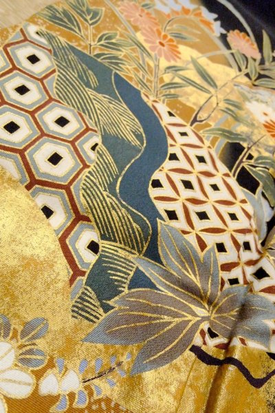 画像12: O0509I 女性用留袖  化繊 黒, ぼたん 【中古】【USED】【リサイクル】 ★★★☆☆【O0509I】 (12)