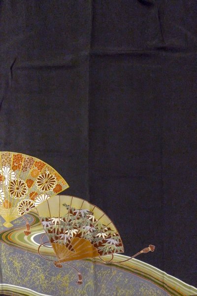 画像6: O0509J 女性用留袖  シルク（正絹） 黒, 菊 【中古】【USED】【リサイクル】 ★★★☆☆【O0509J】 (6)