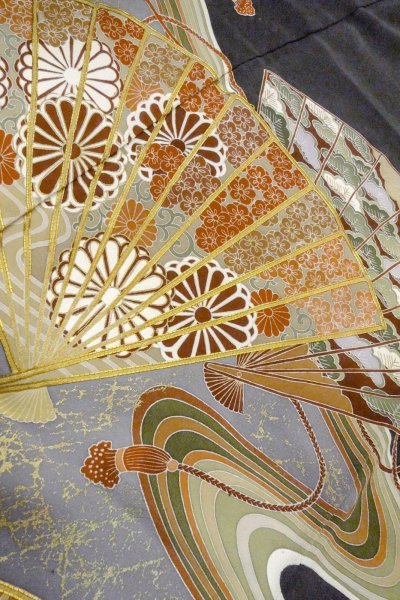 画像12: O0509J 女性用留袖  シルク（正絹） 黒, 菊 【中古】【USED】【リサイクル】 ★★★☆☆【O0509J】 (12)