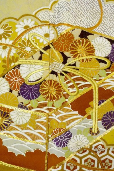 画像7: O0509K 女性用留袖  シルク（正絹） 黒, 菊 【中古】【USED】【リサイクル】 ★★★☆☆【O0509K】 (7)