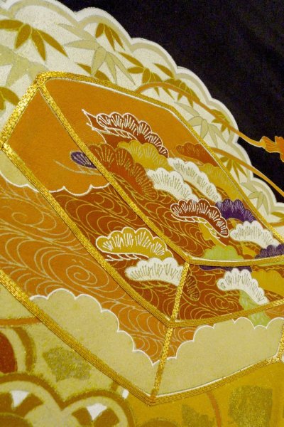 画像15: O0509K 女性用留袖  シルク（正絹） 黒, 菊 【中古】【USED】【リサイクル】 ★★★☆☆【O0509K】 (15)