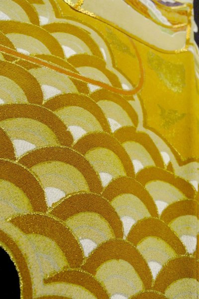 画像16: O0509K 女性用留袖  シルク（正絹） 黒, 菊 【中古】【USED】【リサイクル】 ★★★☆☆【O0509K】 (16)