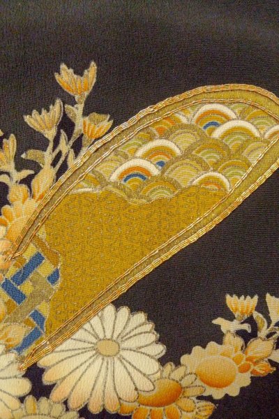 画像9: O0509M 女性用留袖  シルク（正絹） 黒, ぼたん 【中古】【USED】【リサイクル】 ★☆☆☆☆【O0509M】 (9)