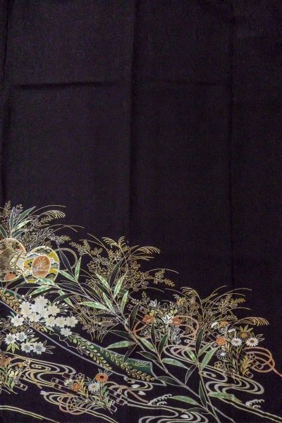 画像6: O0509O 女性用留袖  シルク（正絹） 黒, 桜 【中古】【USED】【リサイクル】 ★★★☆☆【O0509O】 (6)