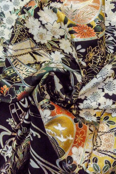 画像17: O0509O 女性用留袖  シルク（正絹） 黒, 桜 【中古】【USED】【リサイクル】 ★★★☆☆【O0509O】 (17)