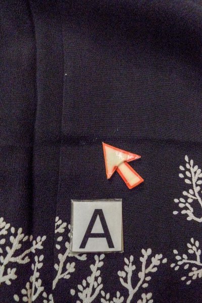 画像15: O0509P 女性用留袖  シルク（正絹） 黒, 木 【中古】【USED】【リサイクル】 ★★☆☆☆【O0509P】 (15)