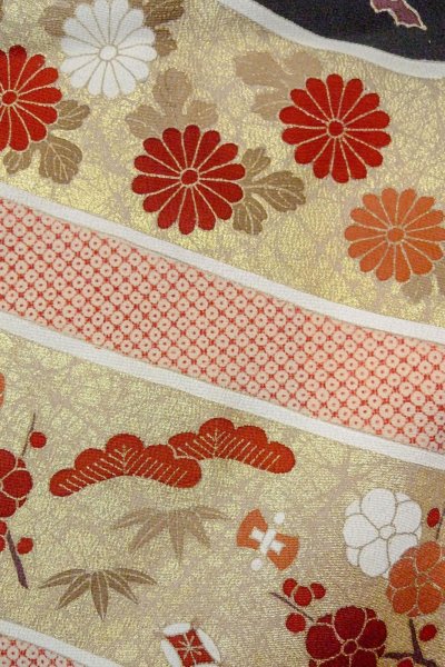 画像8: O0509Q 女性用留袖  シルク（正絹） 黒, 菊 【中古】【USED】【リサイクル】 ★★☆☆☆【O0509Q】 (8)