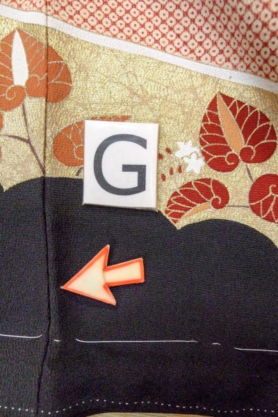 画像22: O0509Q 女性用留袖  シルク（正絹） 黒, 菊 【中古】【USED】【リサイクル】 ★★☆☆☆【O0509Q】 (22)