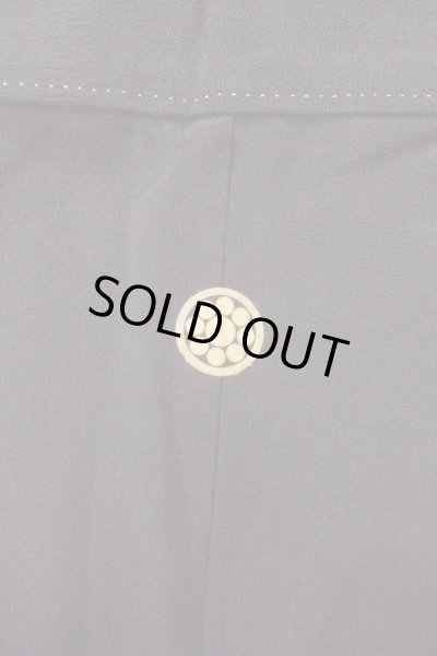 画像4: O0509R 女性用留袖  シルク（正絹） 黒, 花 【中古】【USED】【リサイクル】 ★★☆☆☆【O0509R】 (4)