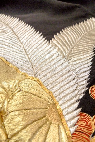 画像12: O0509R 女性用留袖  シルク（正絹） 黒, 花 【中古】【USED】【リサイクル】 ★★☆☆☆【O0509R】 (12)