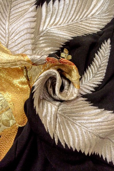 画像13: O0509R 女性用留袖  シルク（正絹） 黒, 花 【中古】【USED】【リサイクル】 ★★☆☆☆【O0509R】 (13)