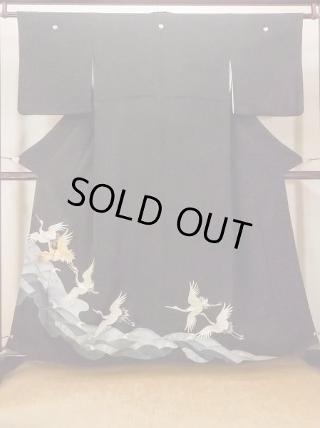 画像1: O0509S 女性用留袖  シルク（正絹） 黒, 鶴 【中古】【USED】【リサイクル】 ★★☆☆☆【O0509S】 (1)