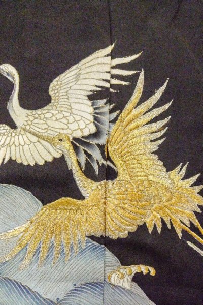 画像7: O0509S 女性用留袖  シルク（正絹） 黒, 鶴 【中古】【USED】【リサイクル】 ★★☆☆☆【O0509S】 (7)