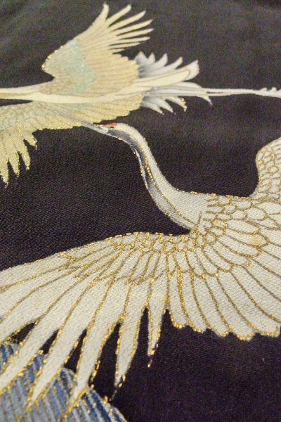 画像10: O0509S 女性用留袖  シルク（正絹） 黒, 鶴 【中古】【USED】【リサイクル】 ★★☆☆☆【O0509S】 (10)
