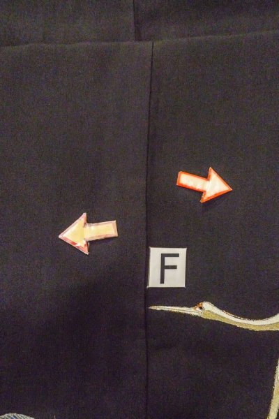 画像21: O0509S 女性用留袖  シルク（正絹） 黒, 鶴 【中古】【USED】【リサイクル】 ★★☆☆☆【O0509S】 (21)