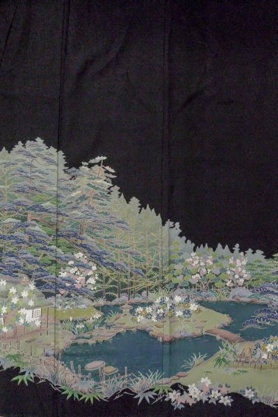 画像5: O0509U 女性用留袖  化繊 黒, 梅 【中古】【USED】【リサイクル】 ★★★☆☆【O0509U】 (5)