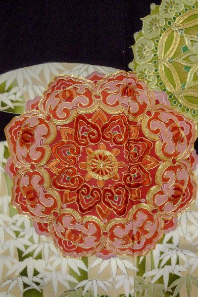 画像7: O0509W 女性用留袖  シルク（正絹） 黒, 菊 【中古】【USED】【リサイクル】 ★★★☆☆【O0509W】 (7)