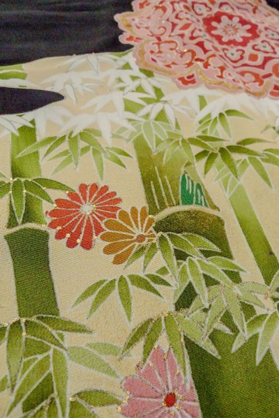 画像14: O0509W 女性用留袖  シルク（正絹） 黒, 菊 【中古】【USED】【リサイクル】 ★★★☆☆【O0509W】 (14)