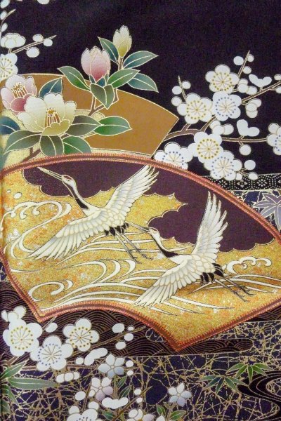 画像7: O0509Y 女性用留袖  シルク（正絹） 黒, 梅 【中古】【USED】【リサイクル】 ★★★☆☆【O0509Y】 (7)