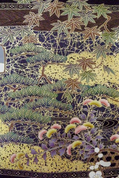 画像10: O0509Y 女性用留袖  シルク（正絹） 黒, 梅 【中古】【USED】【リサイクル】 ★★★☆☆【O0509Y】 (10)