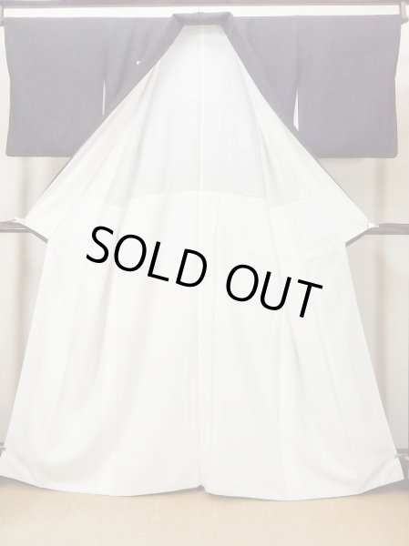 画像3: O0509Z 女性用留袖  シルク（正絹） 黒, ぼたん 【中古】【USED】【リサイクル】 ★★★☆☆【O0509Z】 (3)