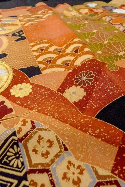 画像15: O0509Z 女性用留袖  シルク（正絹） 黒, ぼたん 【中古】【USED】【リサイクル】 ★★★☆☆【O0509Z】 (15)