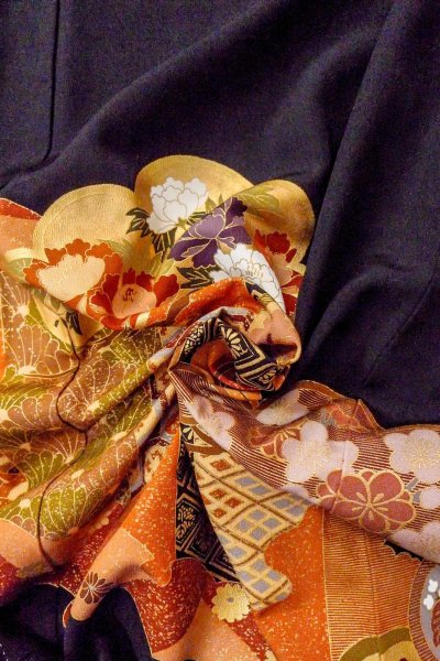 画像16: O0509Z 女性用留袖  シルク（正絹） 黒, ぼたん 【中古】【USED】【リサイクル】 ★★★☆☆【O0509Z】 (16)