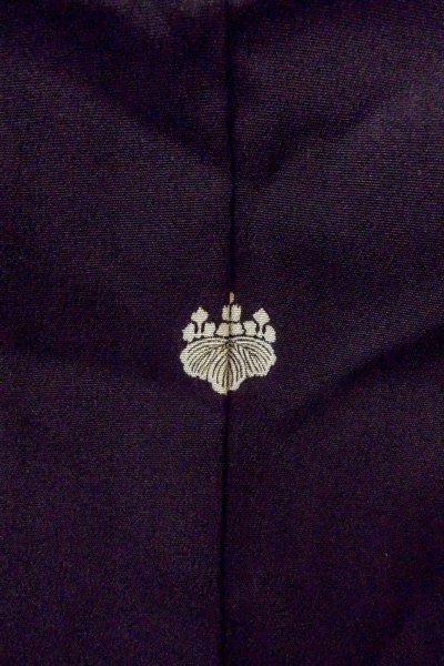 画像4: O0510A 女性用留袖  化繊 黒, 梅 【中古】【USED】【リサイクル】 ★★☆☆☆【O0510A】 (4)