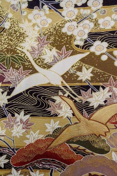 画像8: O0510A 女性用留袖  化繊 黒, 梅 【中古】【USED】【リサイクル】 ★★☆☆☆【O0510A】 (8)