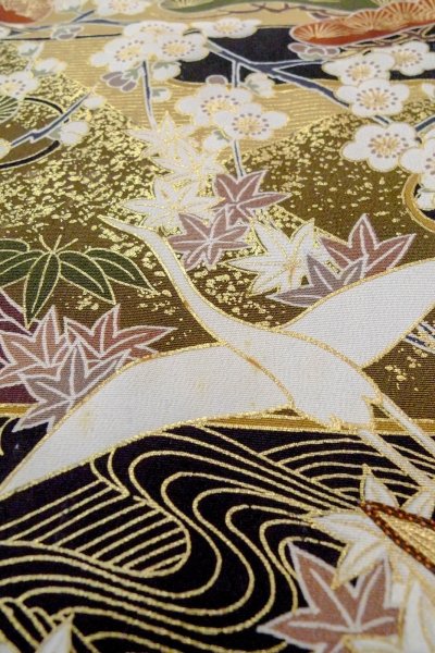 画像12: O0510A 女性用留袖  化繊 黒, 梅 【中古】【USED】【リサイクル】 ★★☆☆☆【O0510A】 (12)