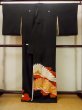 画像2: O0510B 女性用留袖  シルク（正絹） 黒, 花 【中古】【USED】【リサイクル】 ★★★☆☆【O0510B】 (2)