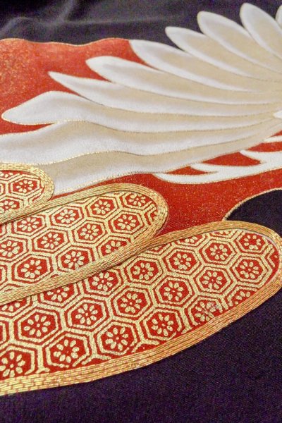 画像12: O0510B 女性用留袖  シルク（正絹） 黒, 花 【中古】【USED】【リサイクル】 ★★★☆☆【O0510B】 (12)