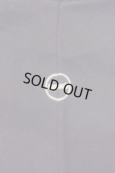 画像4: O0510C 女性用留袖  シルク（正絹） 黒, 菊 【中古】【USED】【リサイクル】 ★★★☆☆【O0510C】 (4)