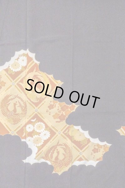 画像5: O0510C 女性用留袖  シルク（正絹） 黒, 菊 【中古】【USED】【リサイクル】 ★★★☆☆【O0510C】 (5)