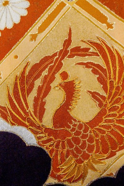 画像9: O0510C 女性用留袖  シルク（正絹） 黒, 菊 【中古】【USED】【リサイクル】 ★★★☆☆【O0510C】 (9)