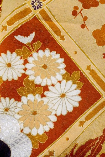 画像10: O0510C 女性用留袖  シルク（正絹） 黒, 菊 【中古】【USED】【リサイクル】 ★★★☆☆【O0510C】 (10)