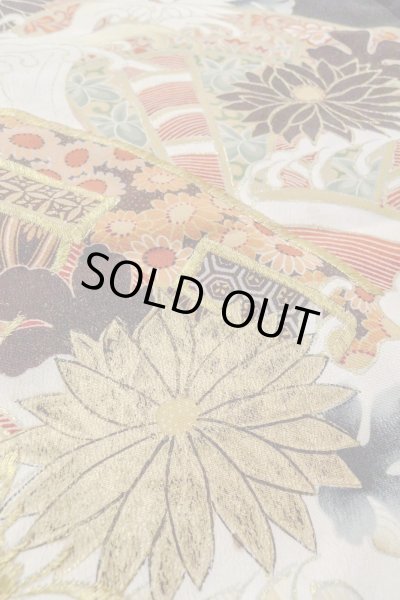 画像11: O0510D 女性用留袖  シルク（正絹） 黒, 菊 【中古】【USED】【リサイクル】 ★☆☆☆☆【O0510D】 (11)