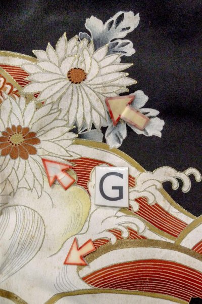 画像24: O0510D 女性用留袖  シルク（正絹） 黒, 菊 【中古】【USED】【リサイクル】 ★☆☆☆☆【O0510D】 (24)